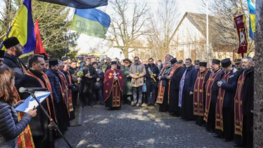 Ukrainian nationalists commemorate Nazi collaborator